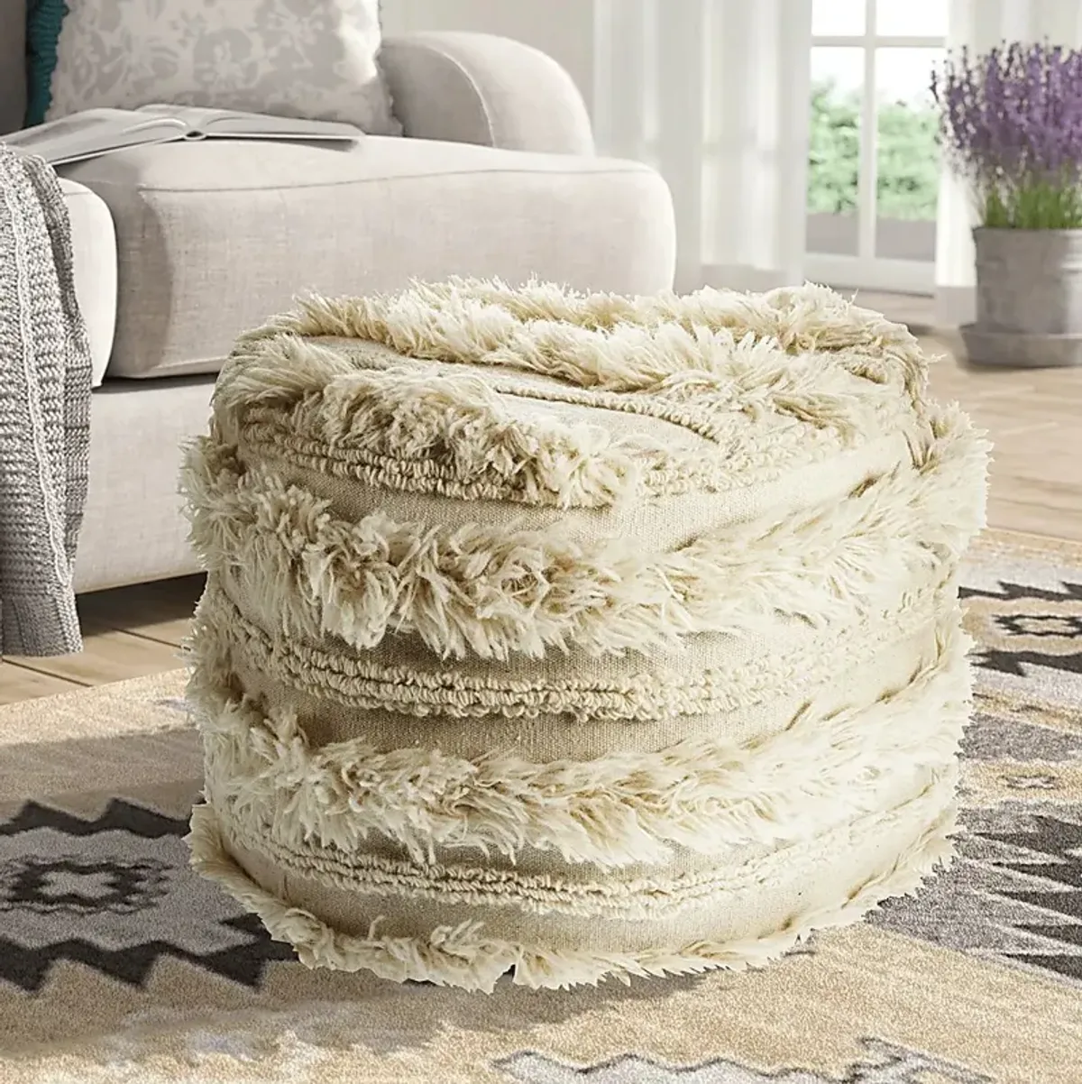 Adrenas I Ivory Pouf