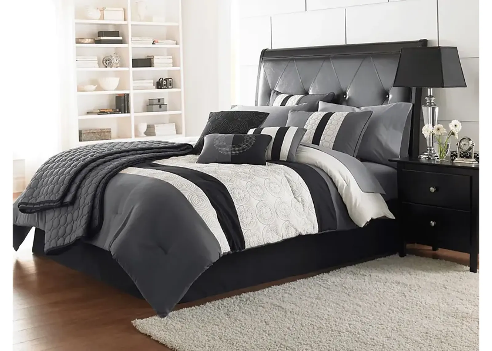 Darrah Black 7 Pc King Comforter Set