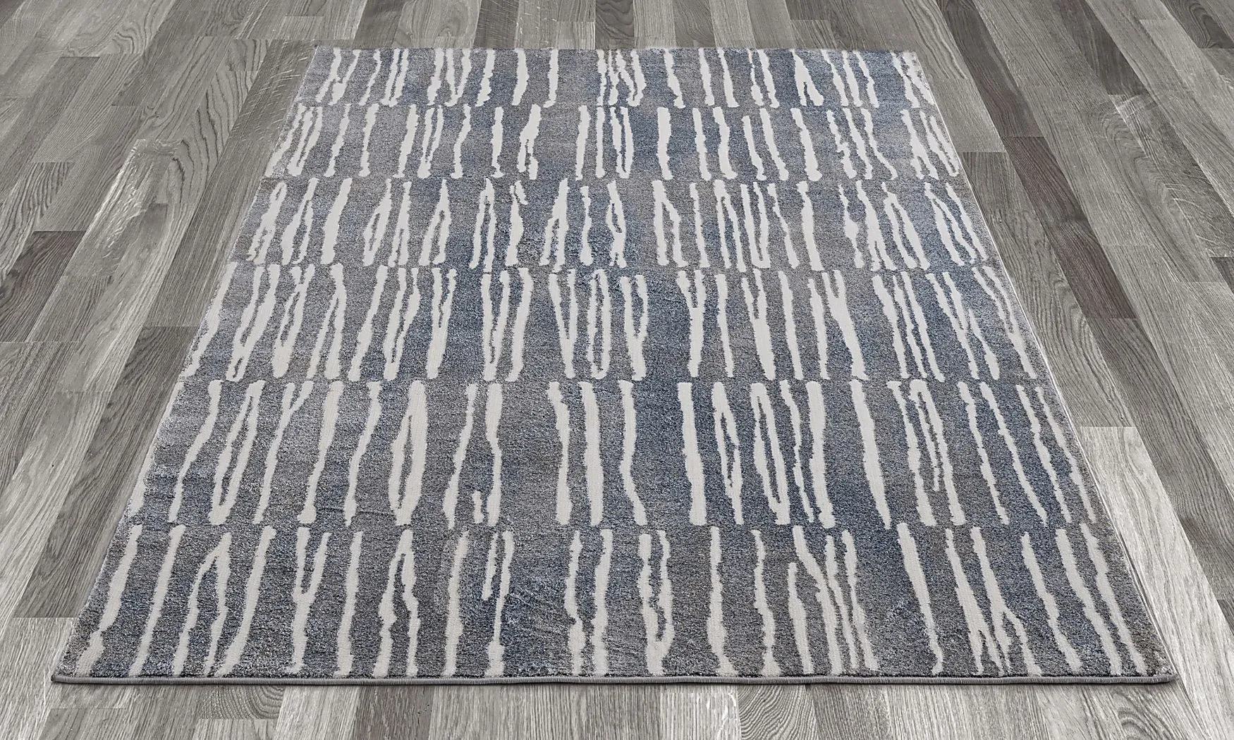 Kendree Blue 5' x 7' Rug