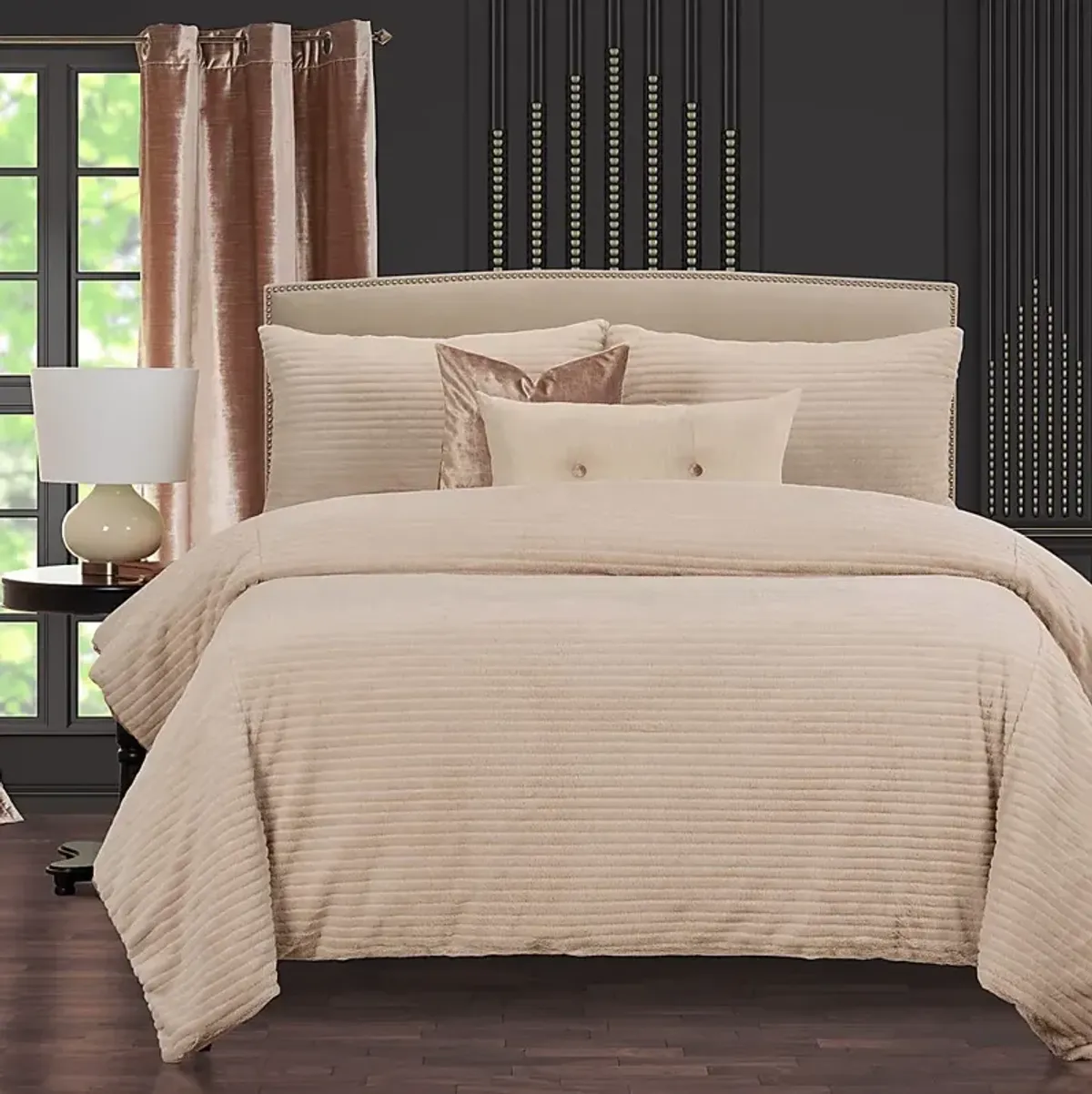 Gwinette Off-White 6pc King Duvet Cover Set