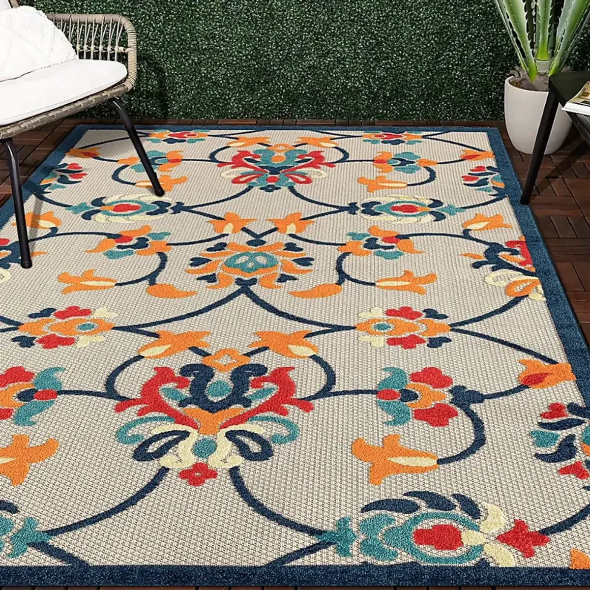 Lusetrie Orange/Multi 3'6 x 5'6 Indoor/Outdoor Rug