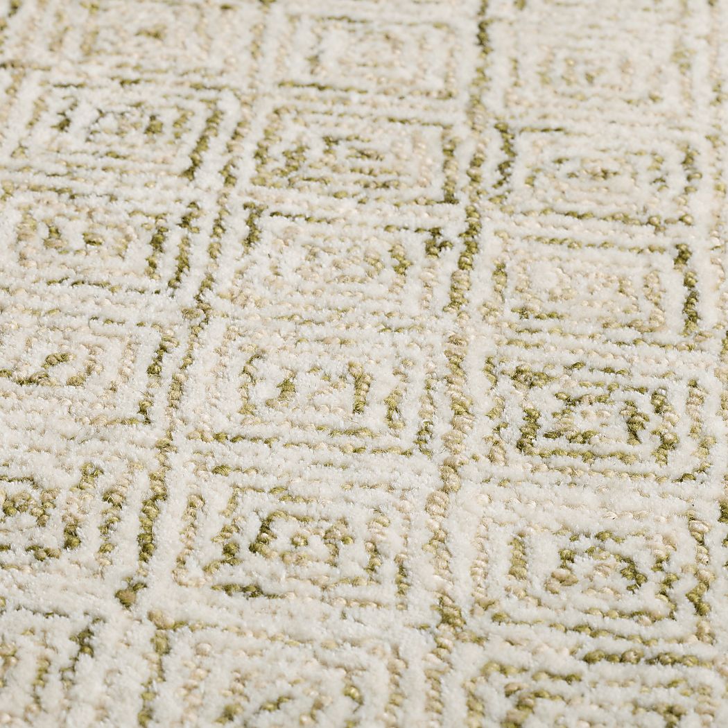 Centerama Green 3' x 5' Rug