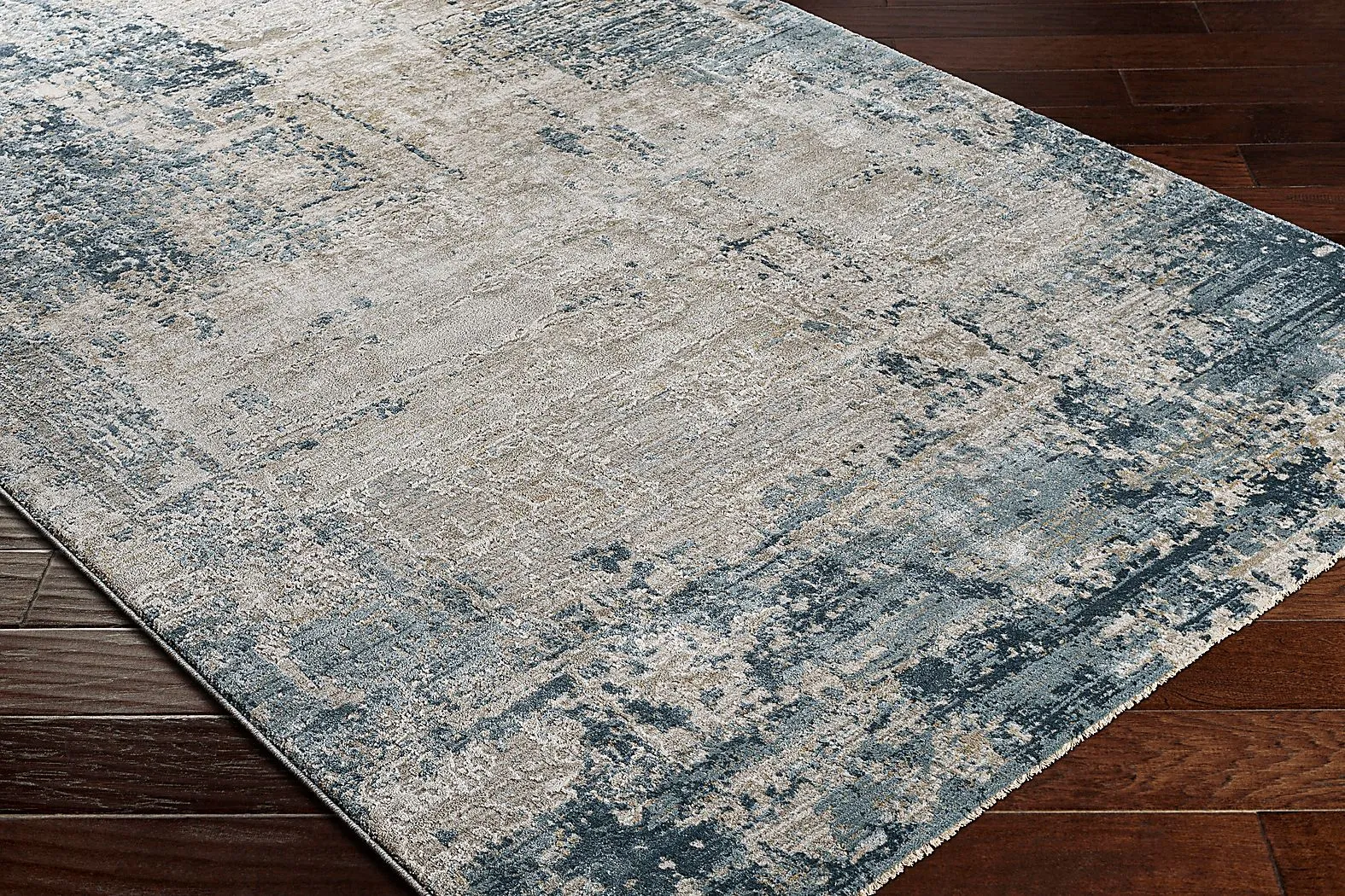 Latrice Light Gray 5' x 7'5 Rug