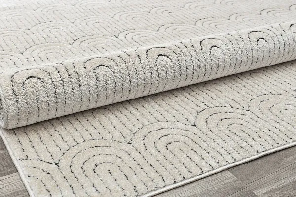 Davelynn Tan 5' x 7'6 Rug