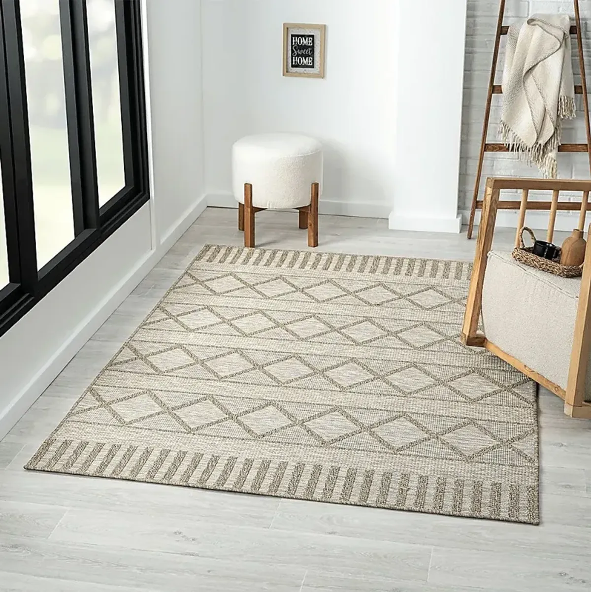 Wesnach Tan 5' x 7' Indoor/Outdoor Rug