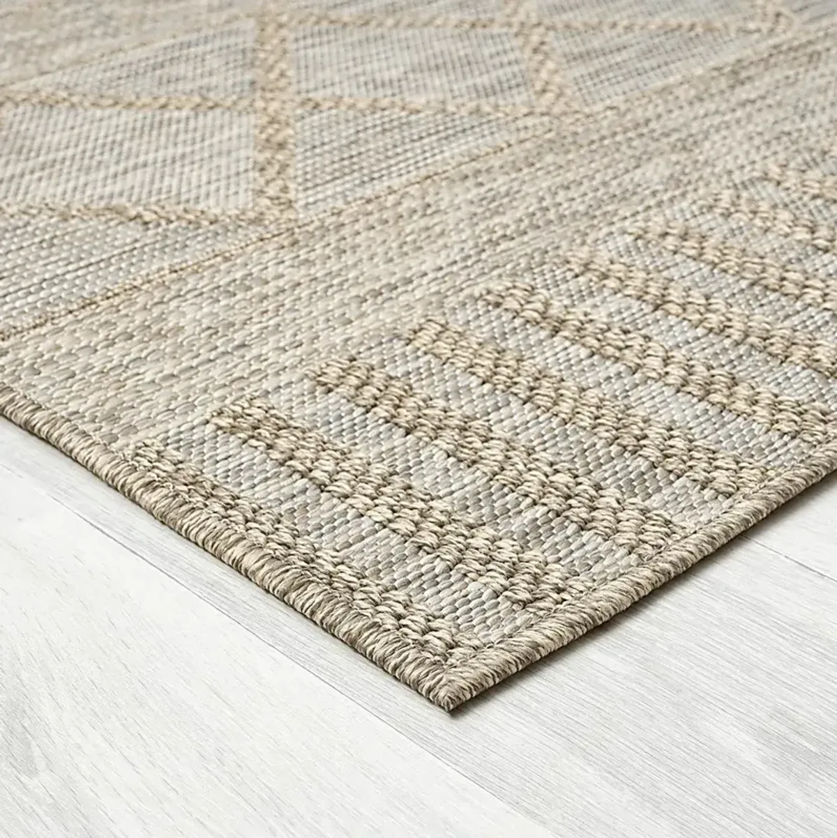 Wesnach Tan 5' x 7' Indoor/Outdoor Rug