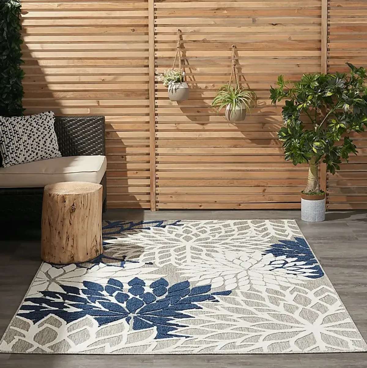 Audry Ivory 5' x 8' Indoor/Outdoor Rug