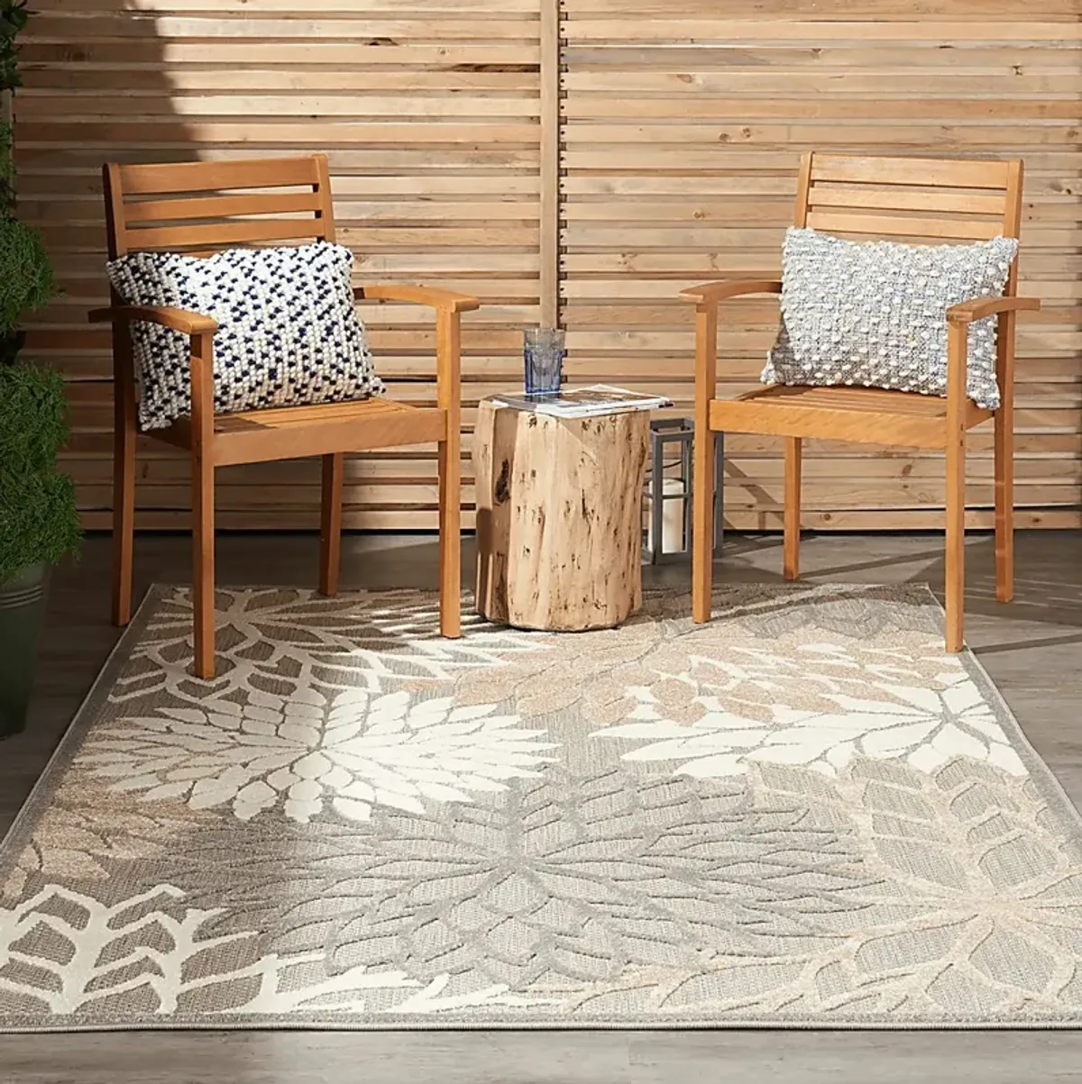 Audry Natural 5' x 8' Indoor/Outdoor Rug