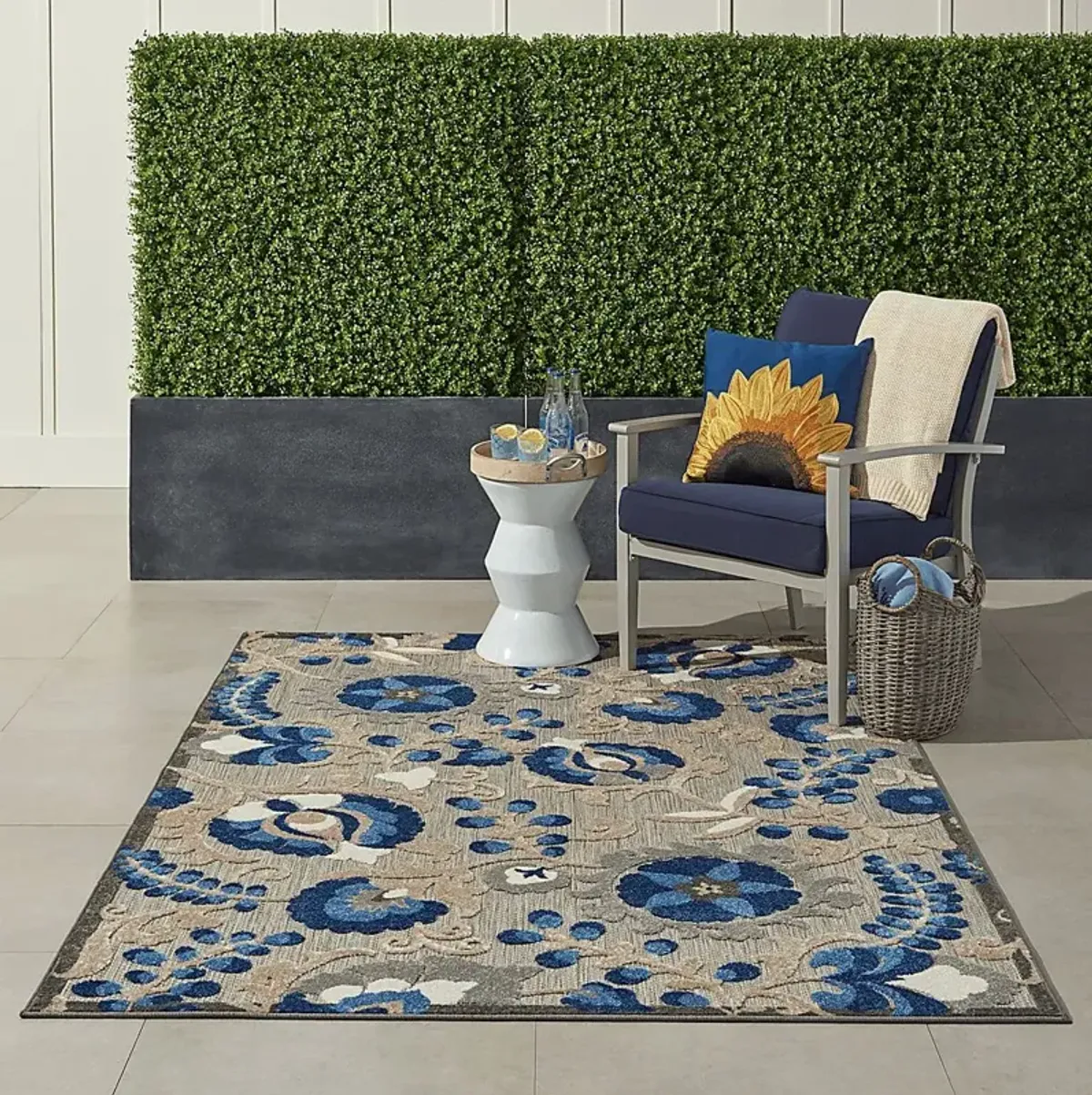 Jaziel Blue 5' x 8' Indoor/Outdoor Rug