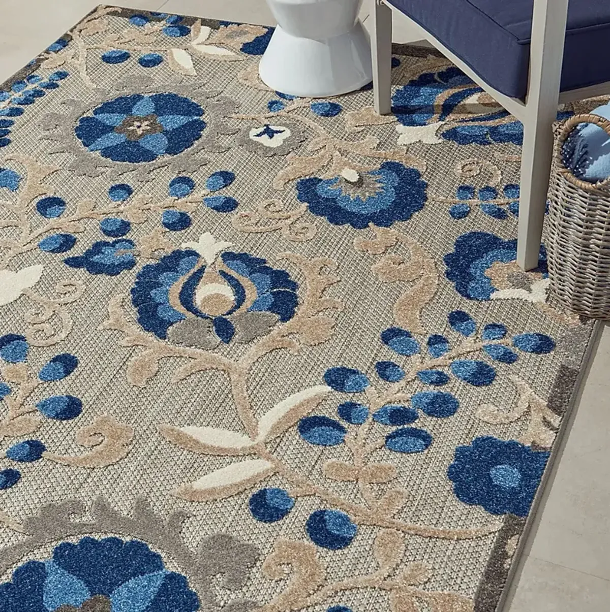 Jaziel Blue 5' x 8' Indoor/Outdoor Rug