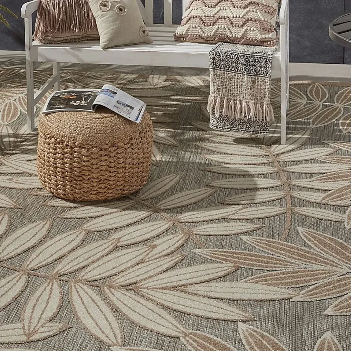 Krisiel Cream 5' x 8' Indoor/Outdoor Rug