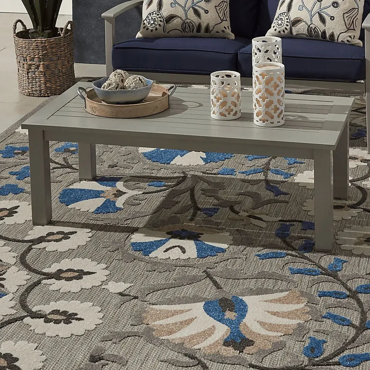 Makisha Gray 5' x 8' Indoor/Outdoor Rug