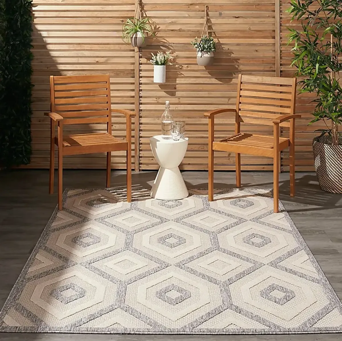 Chanley Cream 5' x 7' Indoor/Outdoor Rug