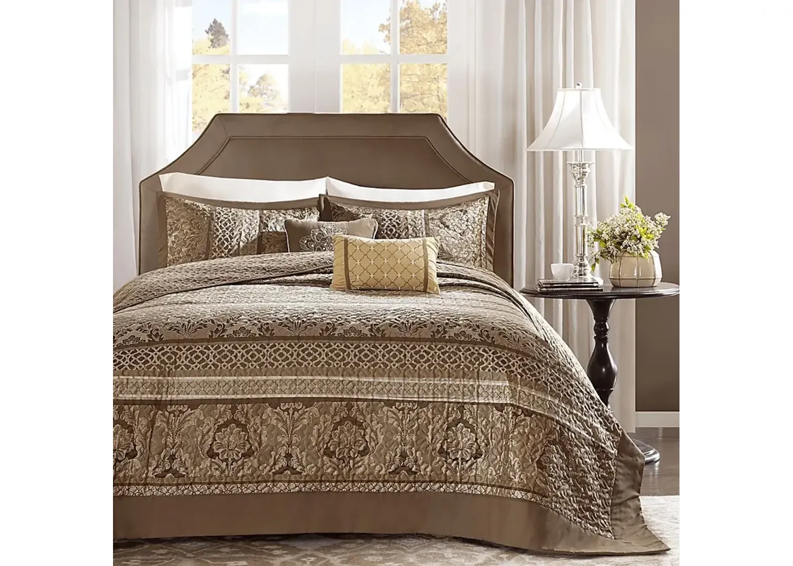 Alondria Brown 5 Pc Queen Bedspread Set