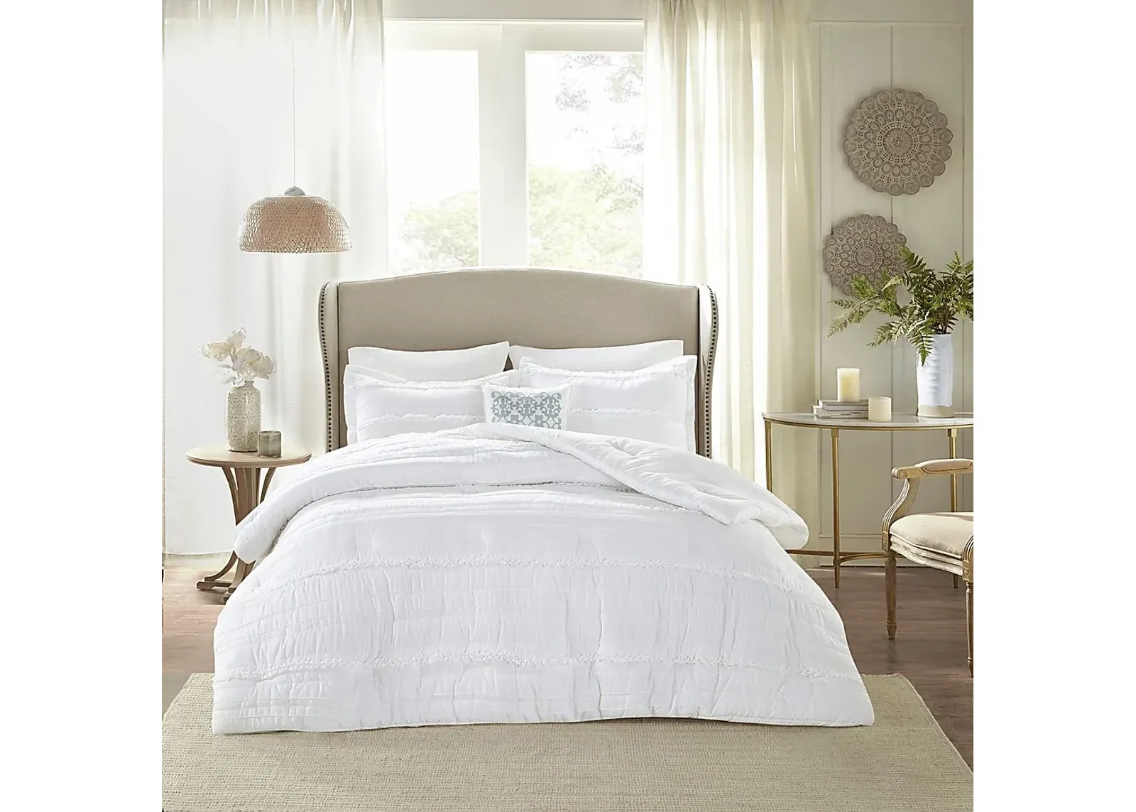 Allinda White 5 Pc Queen Comforter Set