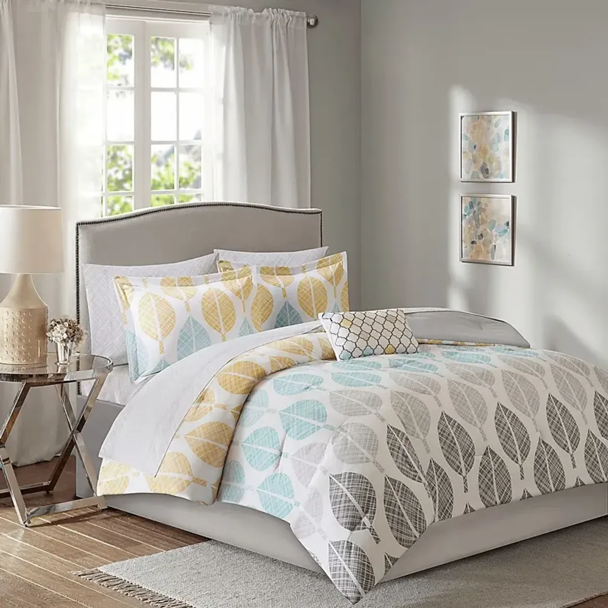 Sansa Yellow 9 Pc Queen Comforter Set