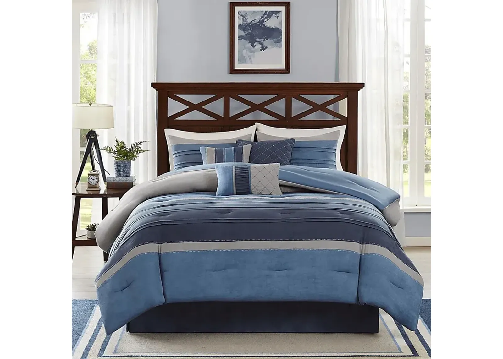 Amiah Navy 7 Pc Queen Comforter Set