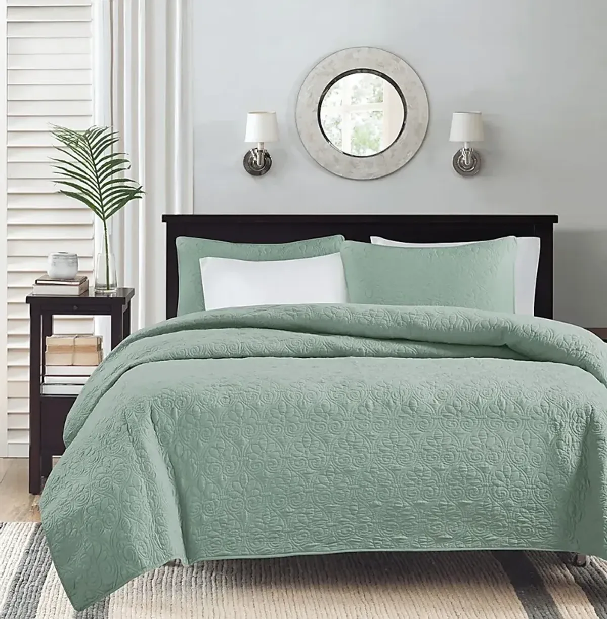 Riaz Seafoam 3 Pc Queen Coverlet Set