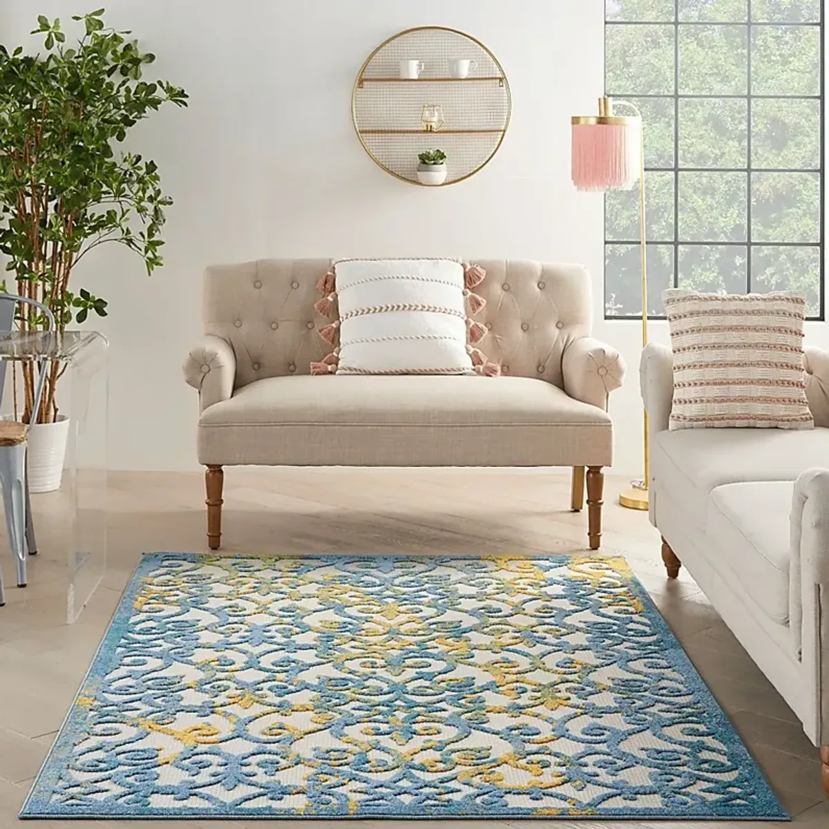 Drayce Ivory/Blue 5'3 x 7'5 Indoor/Outdoor Rug