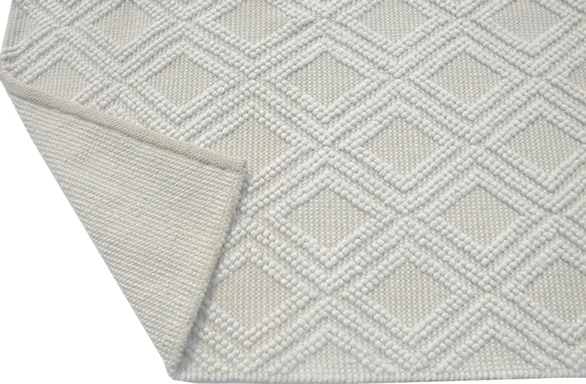 Anticona Ivory 5' x 7' Rug