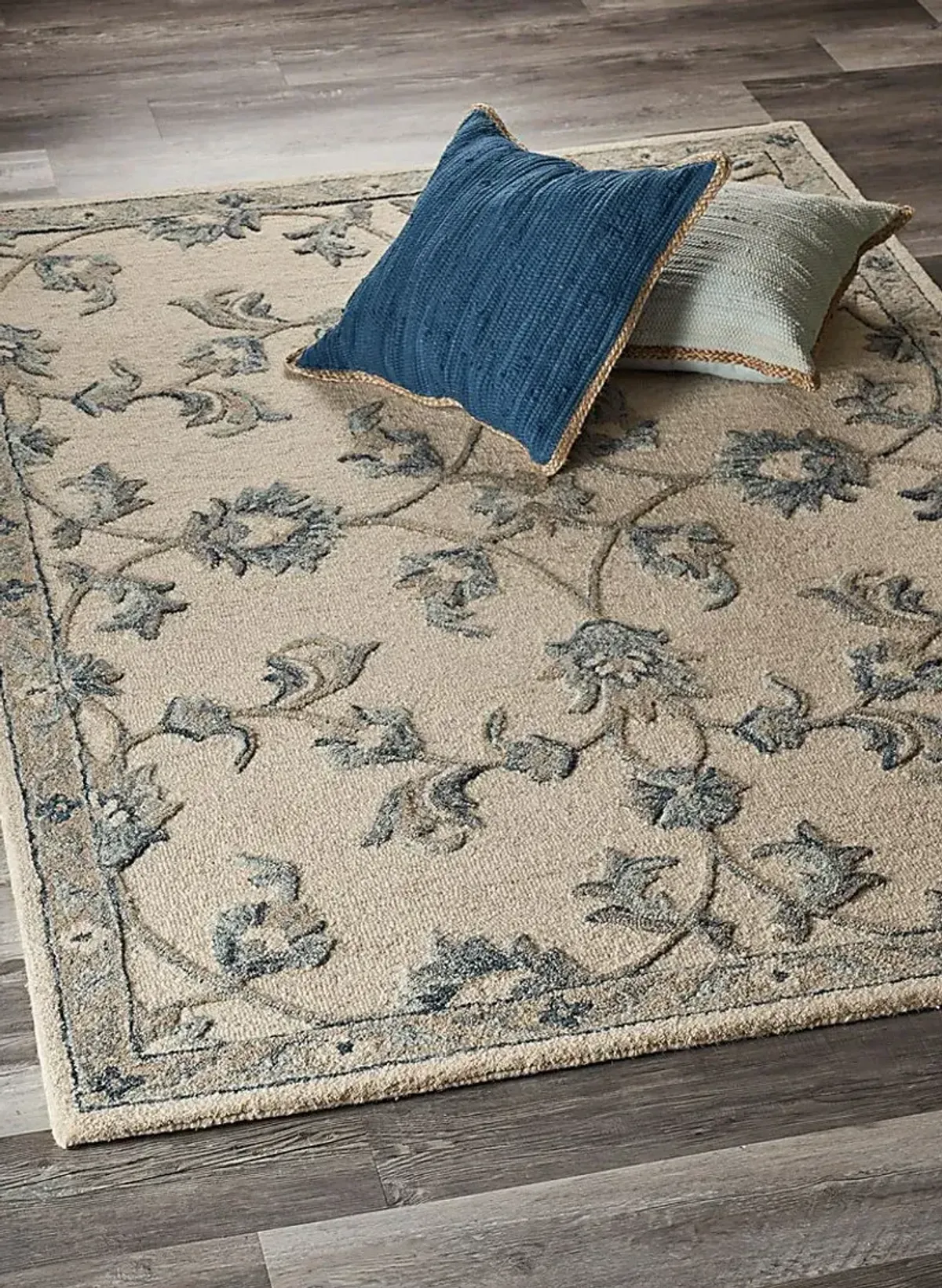 Bartik Ivory 7' x 9' Rug