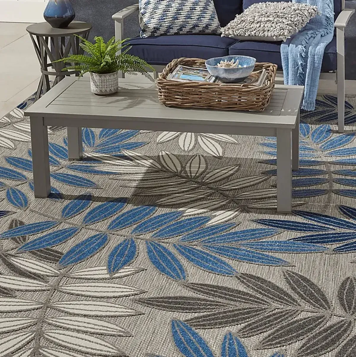 Krisiel Gray/Blue 7'10 x 10'6 Indoor/Outdoor Rug