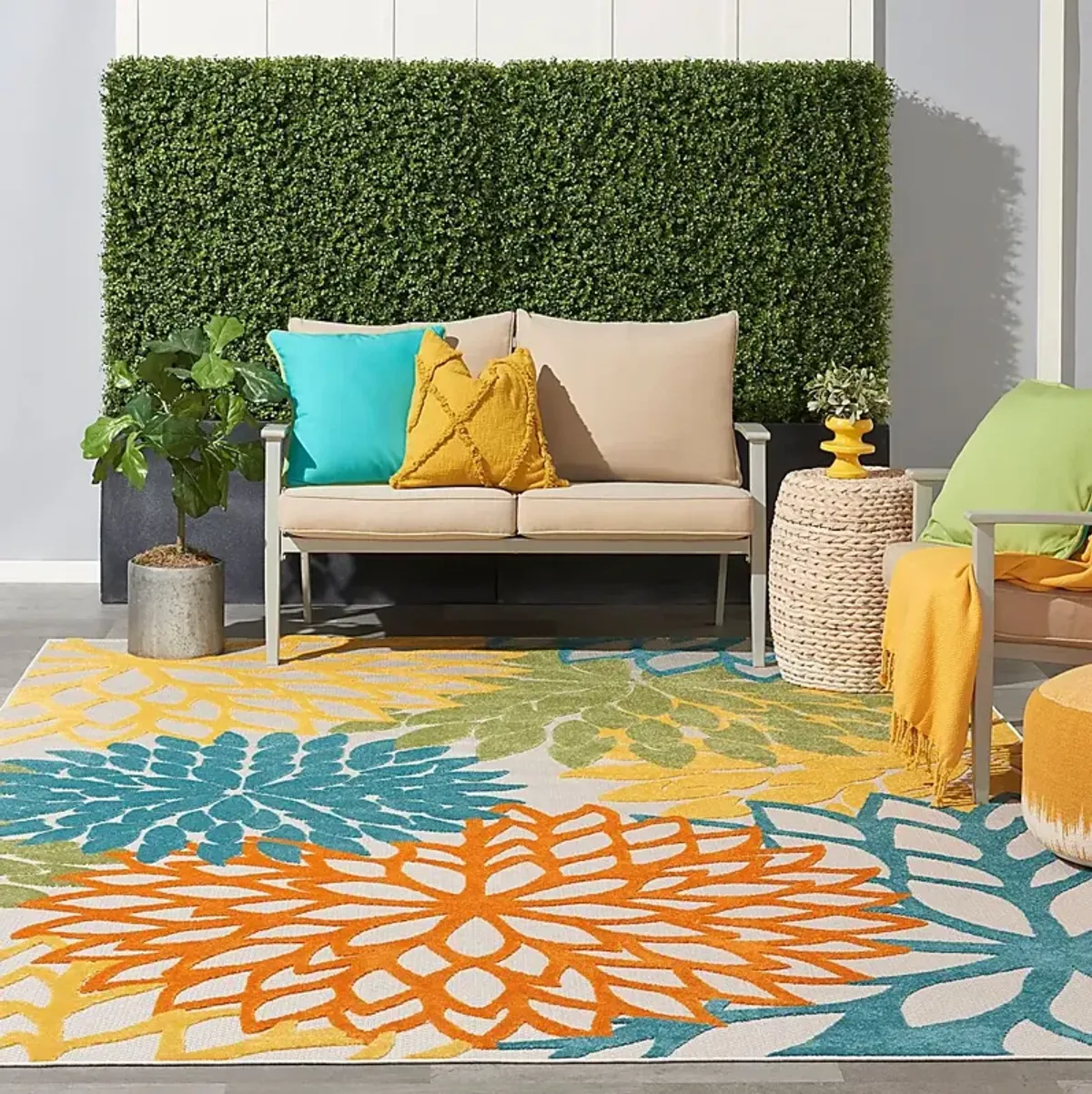 Winthrone Turquoise/Multi 7'10 x 10'6 Indoor/Outdoor Rug