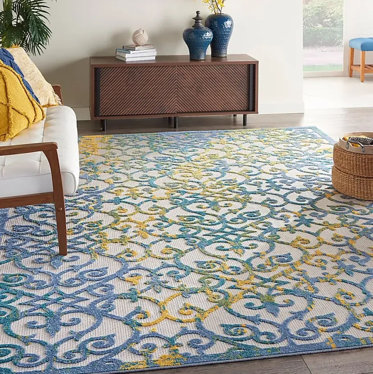 Drayce Ivory/Blue 7'10 x 10'6 Indoor/Outdoor Rug