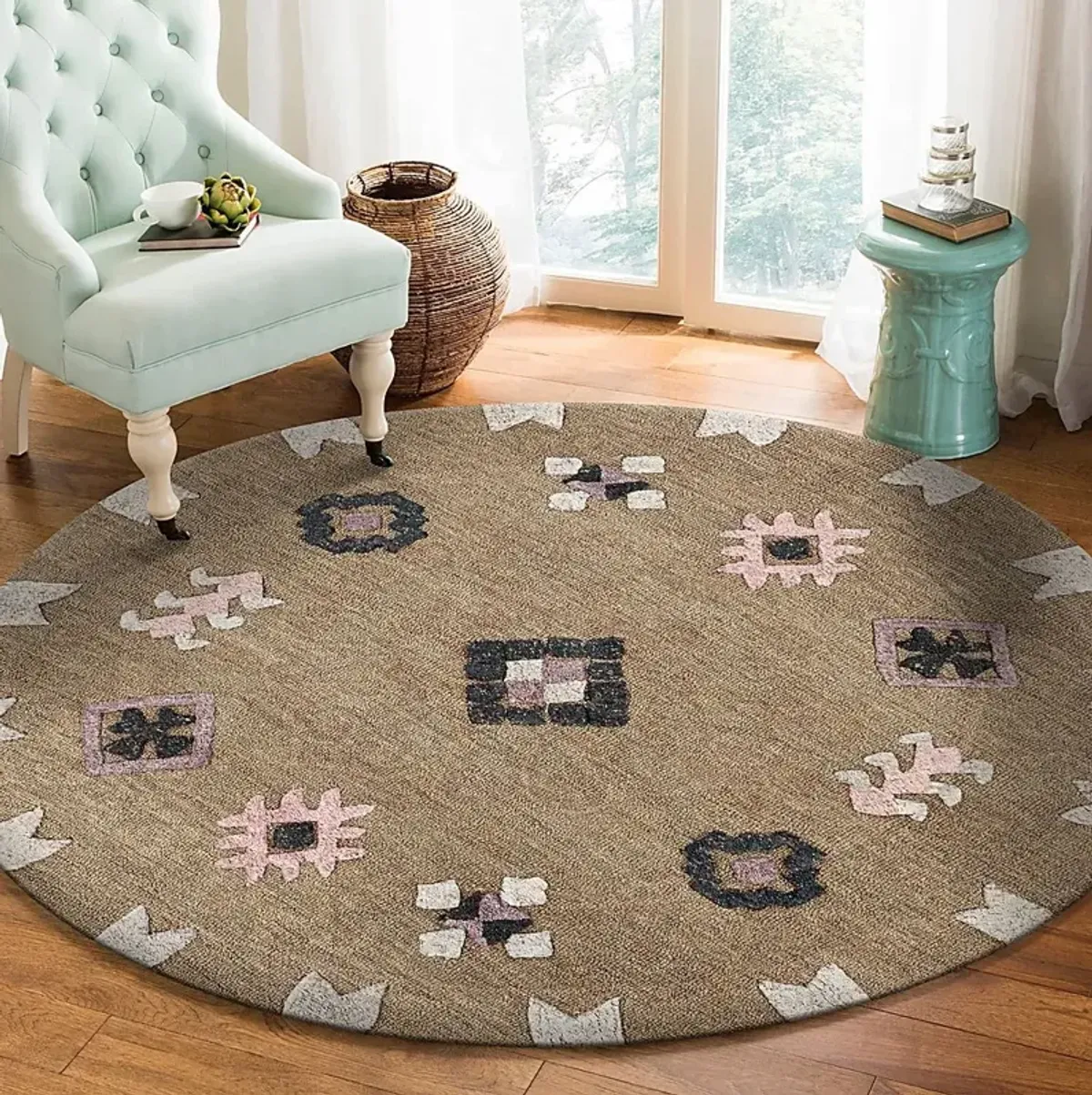 Antague Taupe/Multi 5' Round Rug