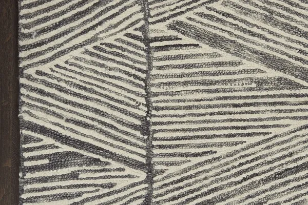 Aryla White 5'3 x 7'3 Rug