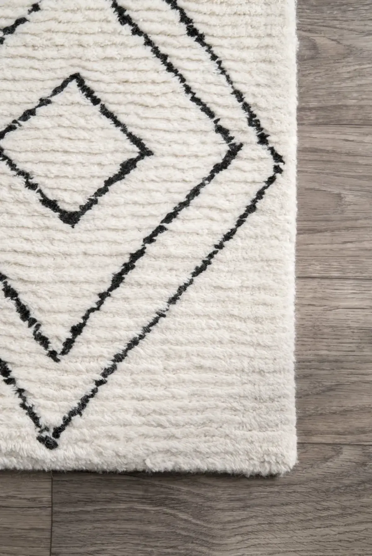 Moroccan Diamond Wool Rug