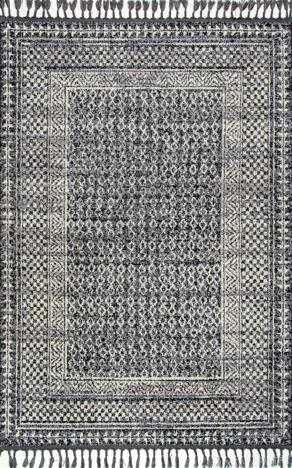 Checkered Diamonds Tassel Rug