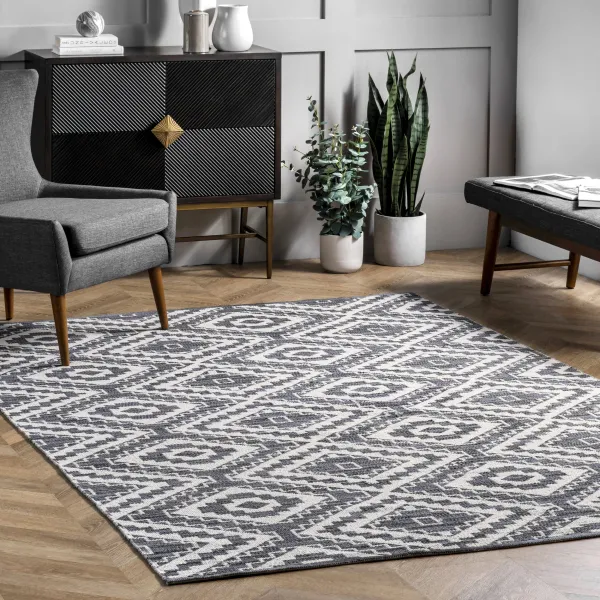 Aztec Trellis Rug