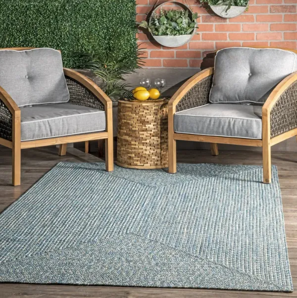 Everywhere Hand-Braided Indoor/Outdoor Rug