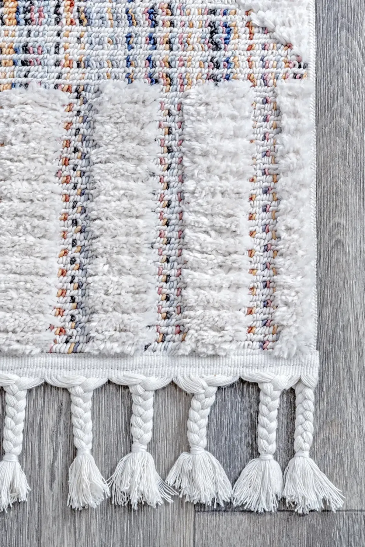 Shaggy Checkered Tiles Tassel Rug