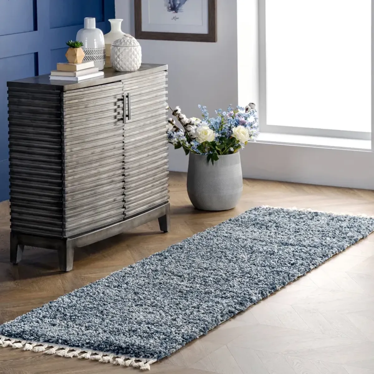 Shaded Shag With Tassels Rug