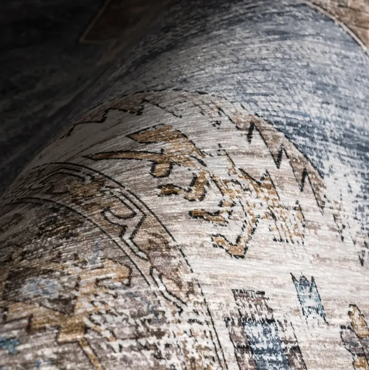 Native Iris Medallion Spill Proof Washable Rug