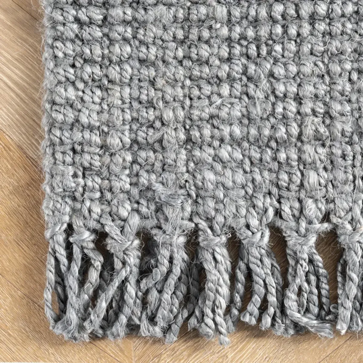 Chunky Jute Tasseled Rug