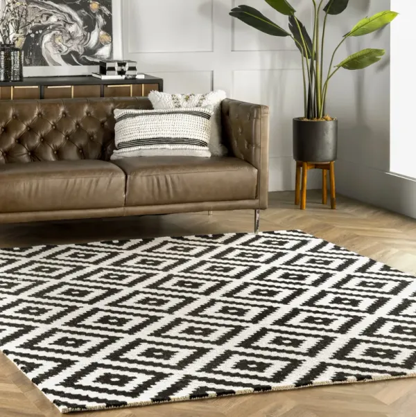 Scandinavia Diamond Rug
