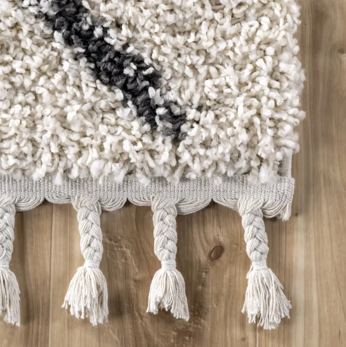 Jessie Moroccan Lattice Tassel Area Rug