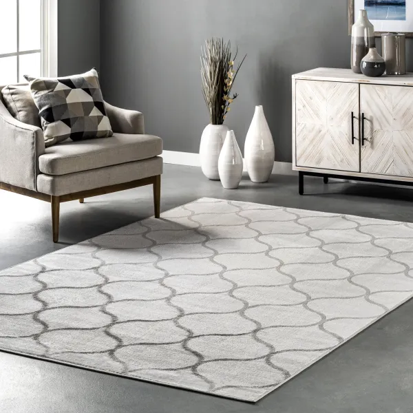 Judy Scalloped Trellis Rug