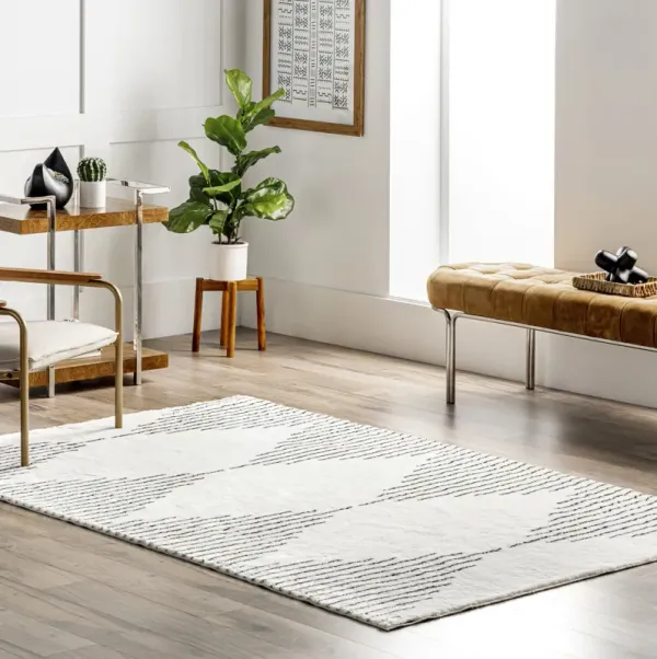Bailee Diamond Pinstriped Washable Shag Rug