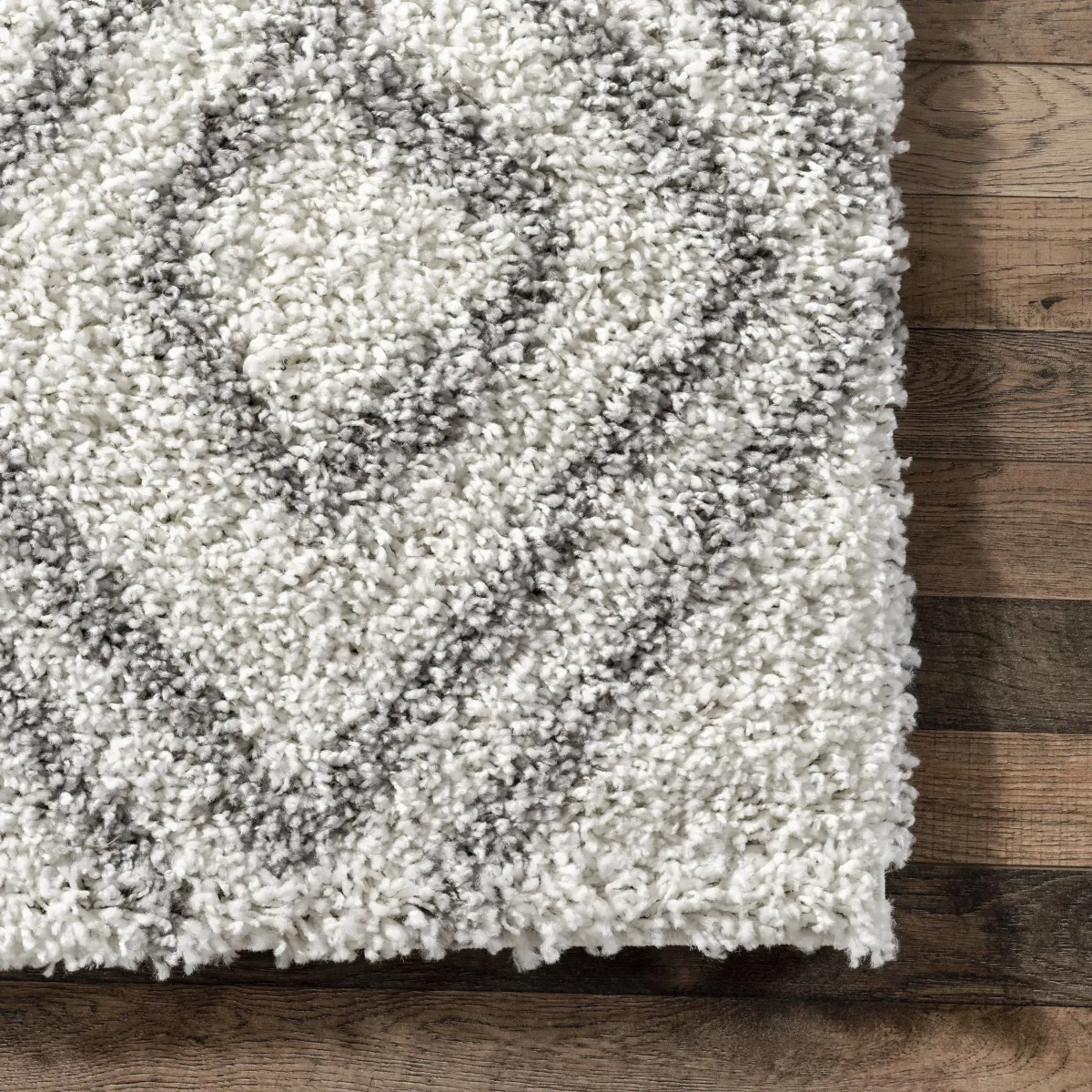 Double Diamond Shag Rug
