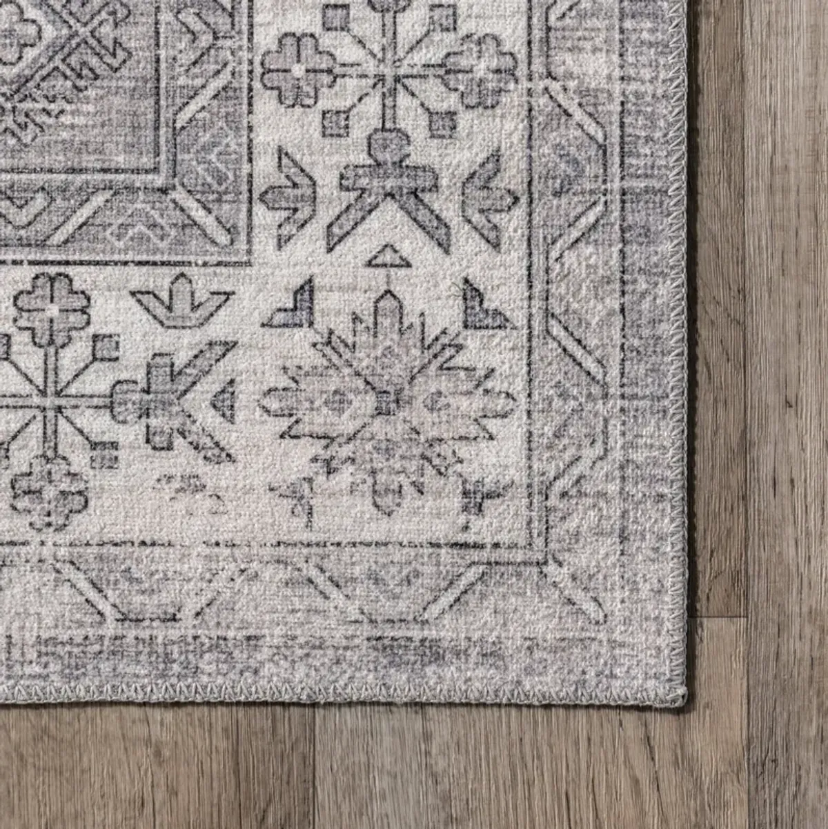 Daisy Washable Persian Rug
