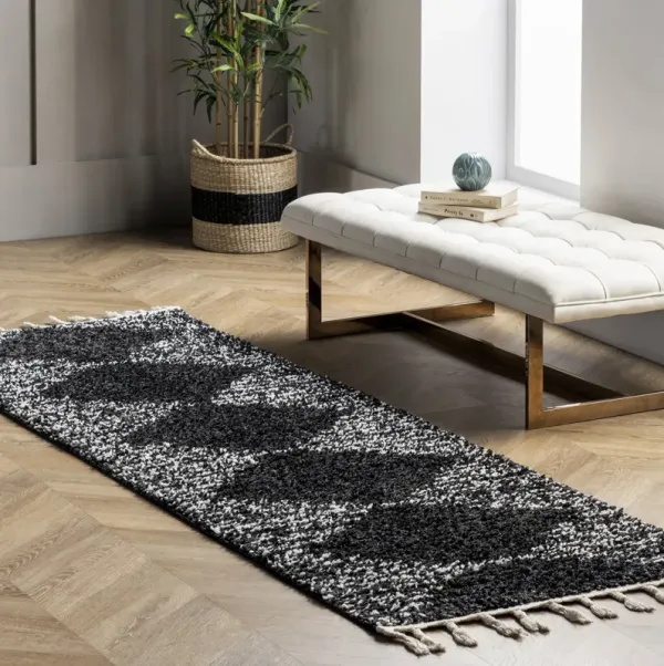 Moroccan Diamond Pinstripes Tassel Rug