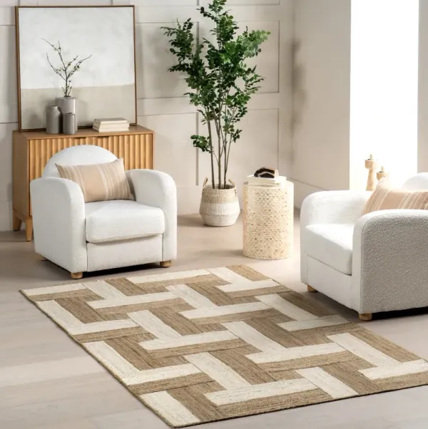 Akia Geometric Rug