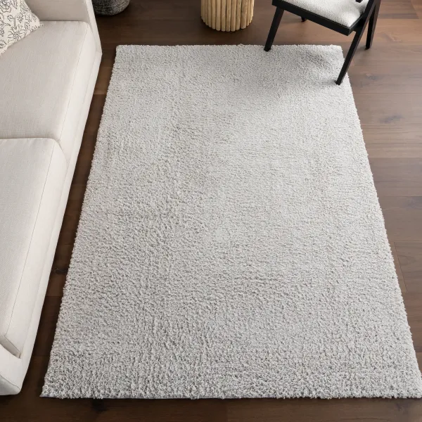 Alaya Solid Rug