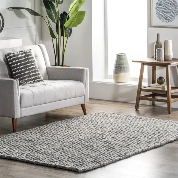 Sutton Solid Chevron Rug