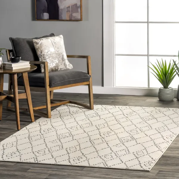 Evie Dotted Moroccan Trellis Rug