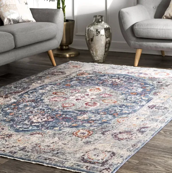 Fading Pendent Medallion Fringe Rug